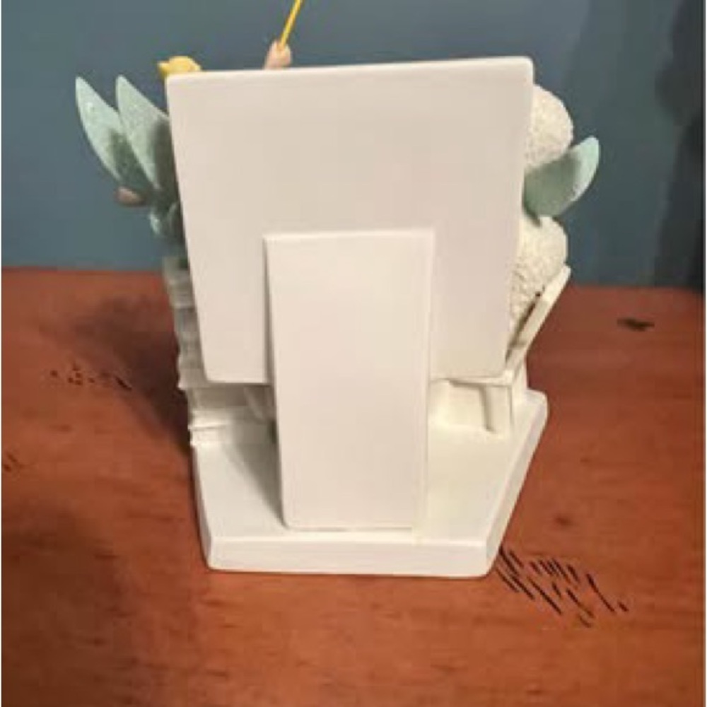 Disney Tinker Bell and Snowbabies Figurine in White and Green - Picture 2 of 5